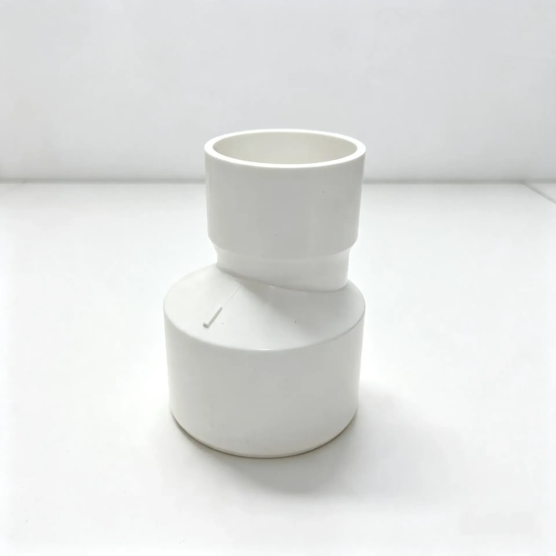 REDUCTOR EXCENTRICO PVC DESAGUE 75 x 50MM