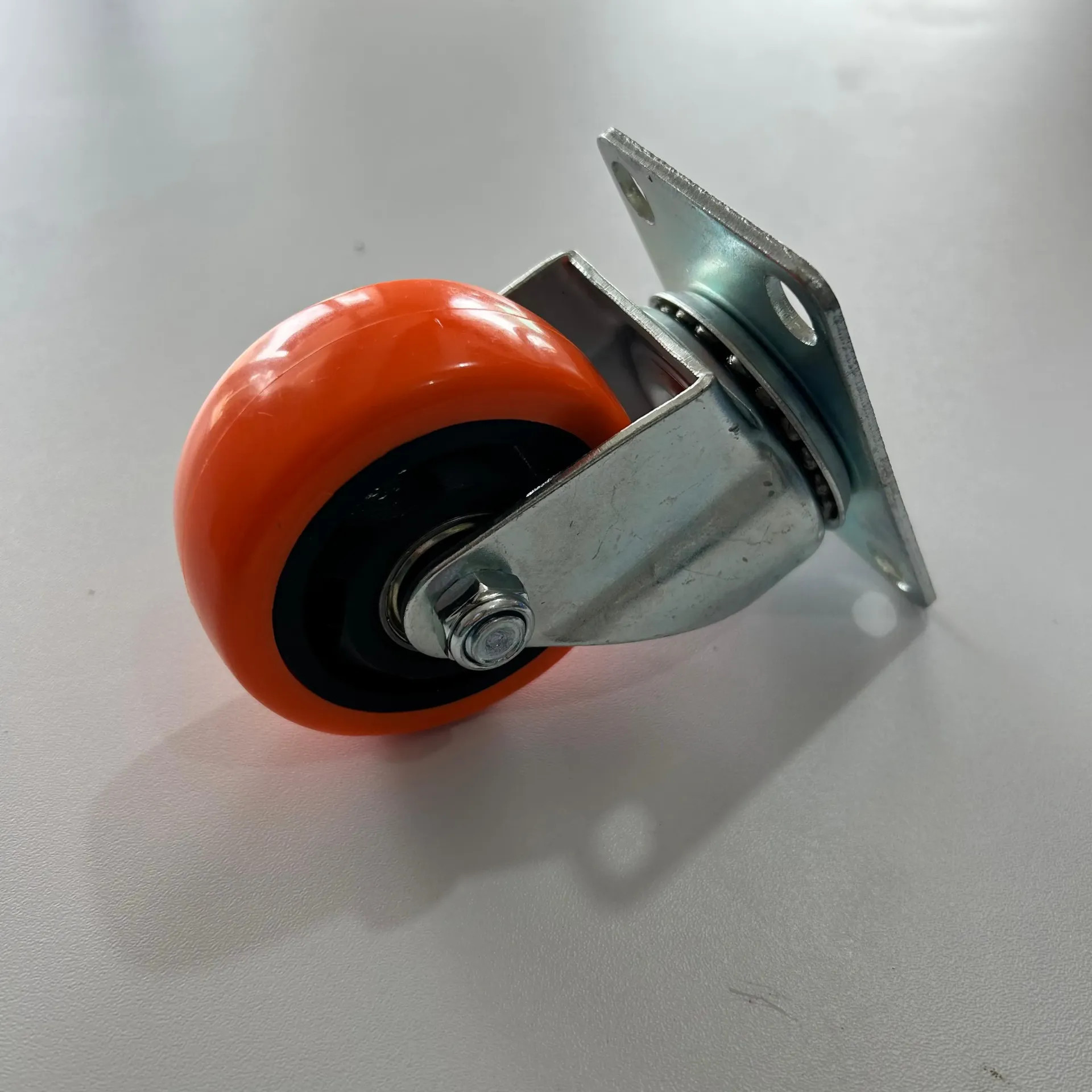 [FER-GAR-004] GARRUCHA NARANJA 3 PULGADAS SIN FRENO