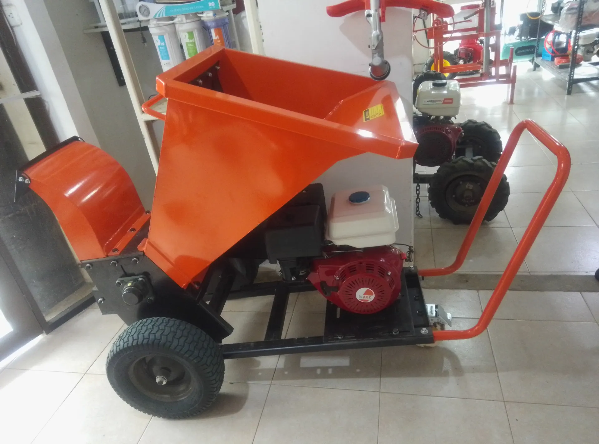 [MAQ-PIC-001] PICADORA DE PASTO 13HP