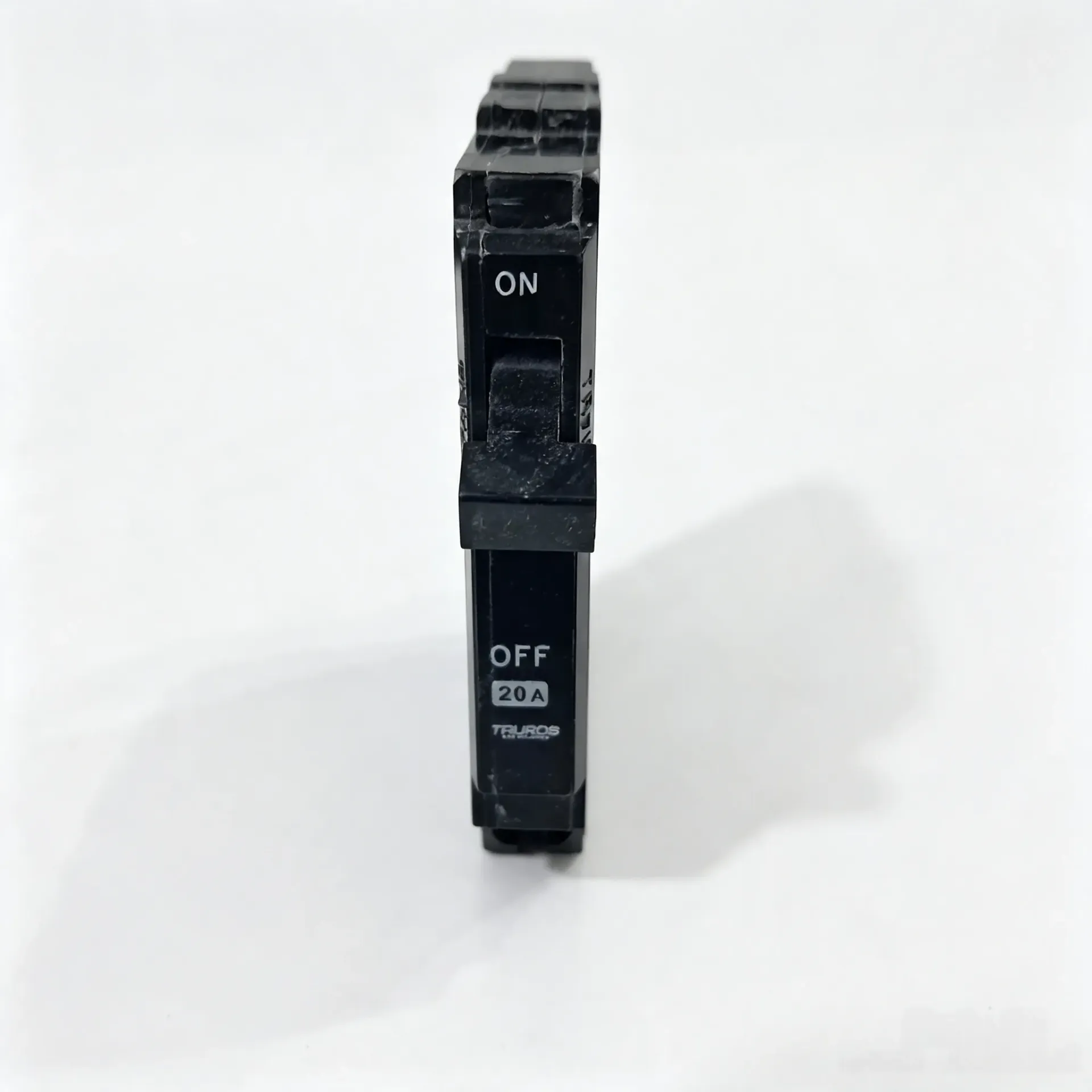 [ELE-BRE-001] BREAKER 20A